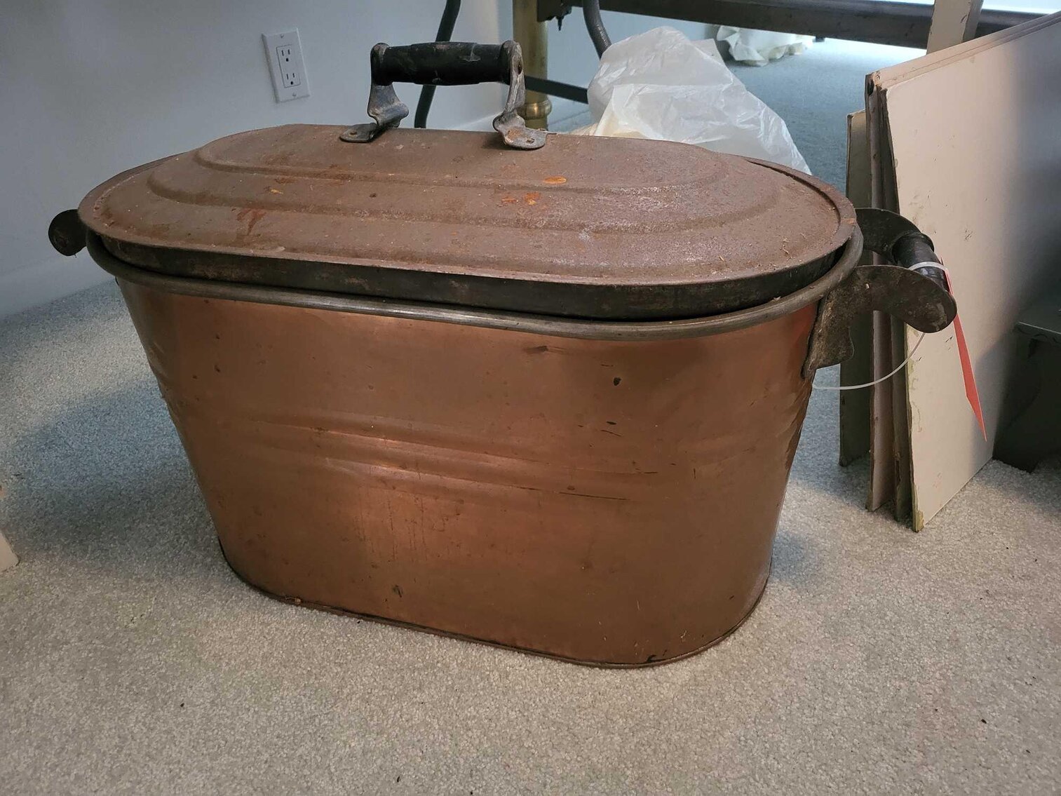 Image for Furniture, collectibles, household-Waubenoor