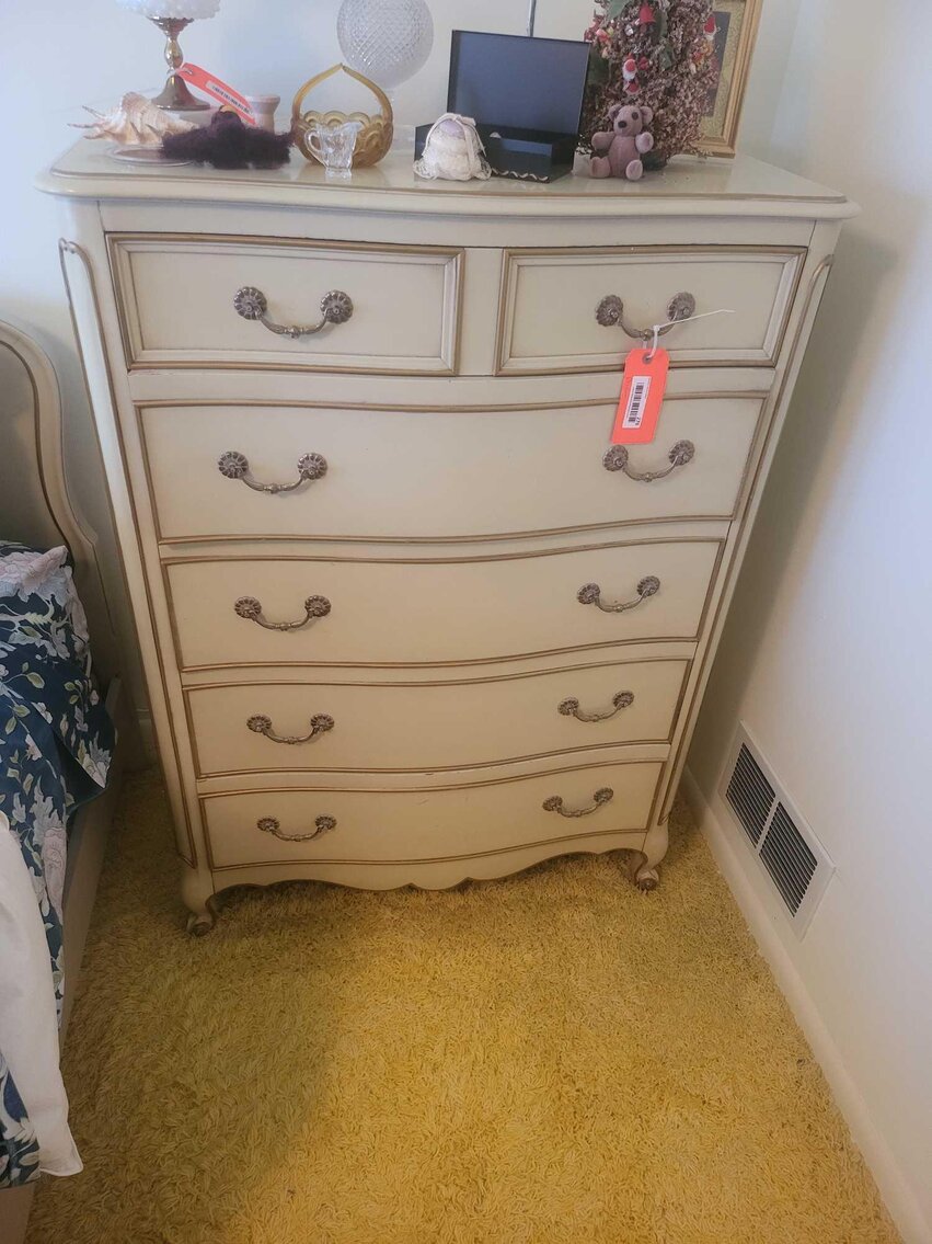 Image for Furniture, collectibles, household-Waubenoor