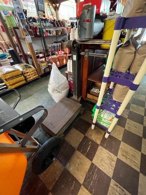 Image for Lawn & Garden/Hardware Auction