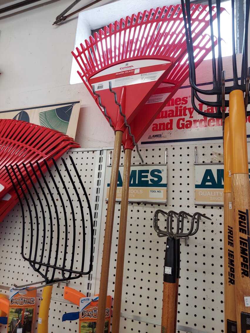 Image for Lawn & Garden/Hardware Auction