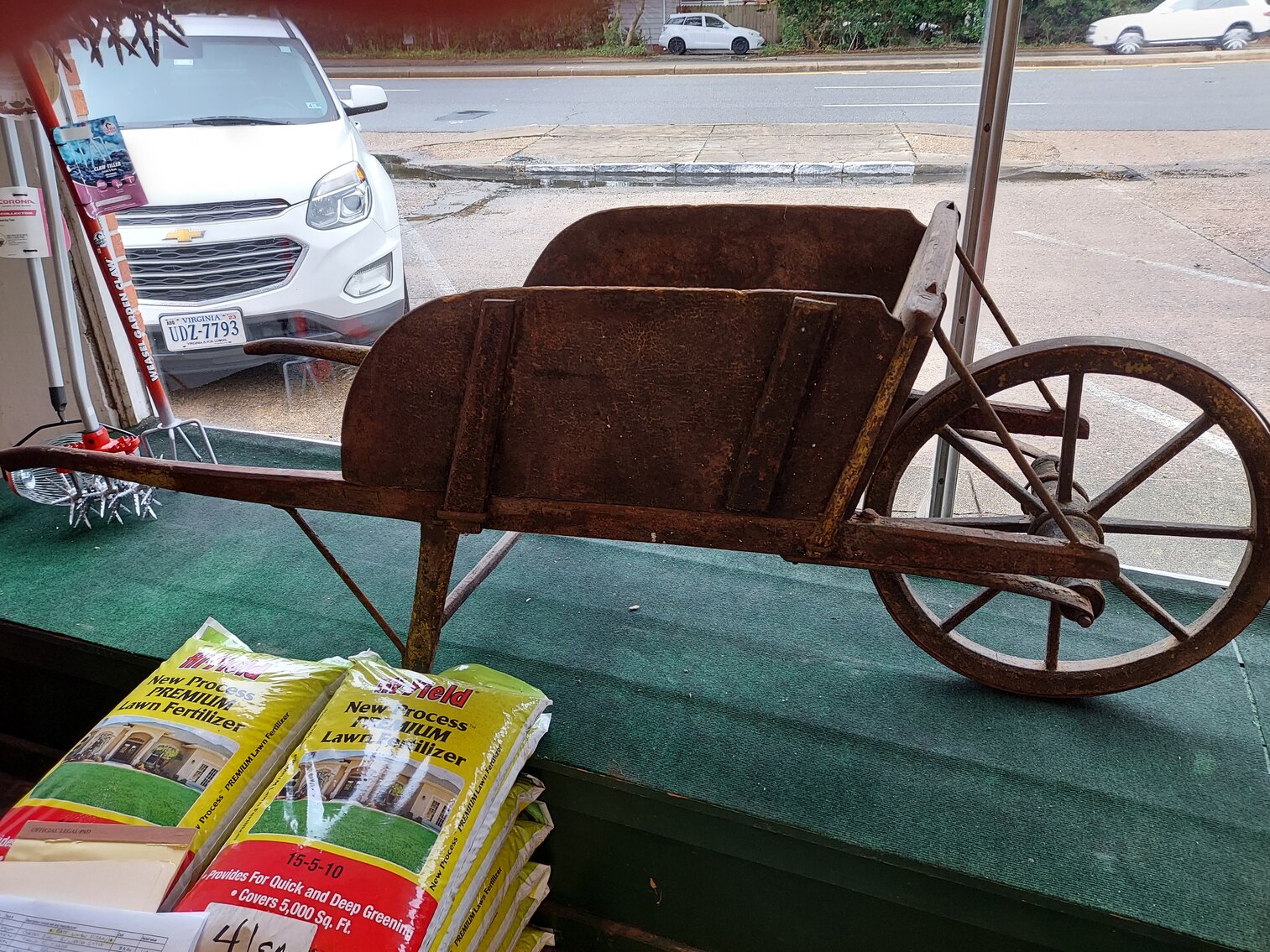 Image for Lawn & Garden/Hardware Auction