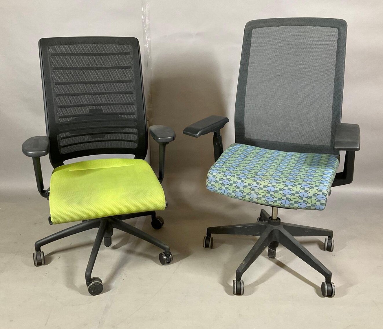 Image for AOE Modern Office Furniture | Business Liquidation | October 24, 2022 at 10:00 AM