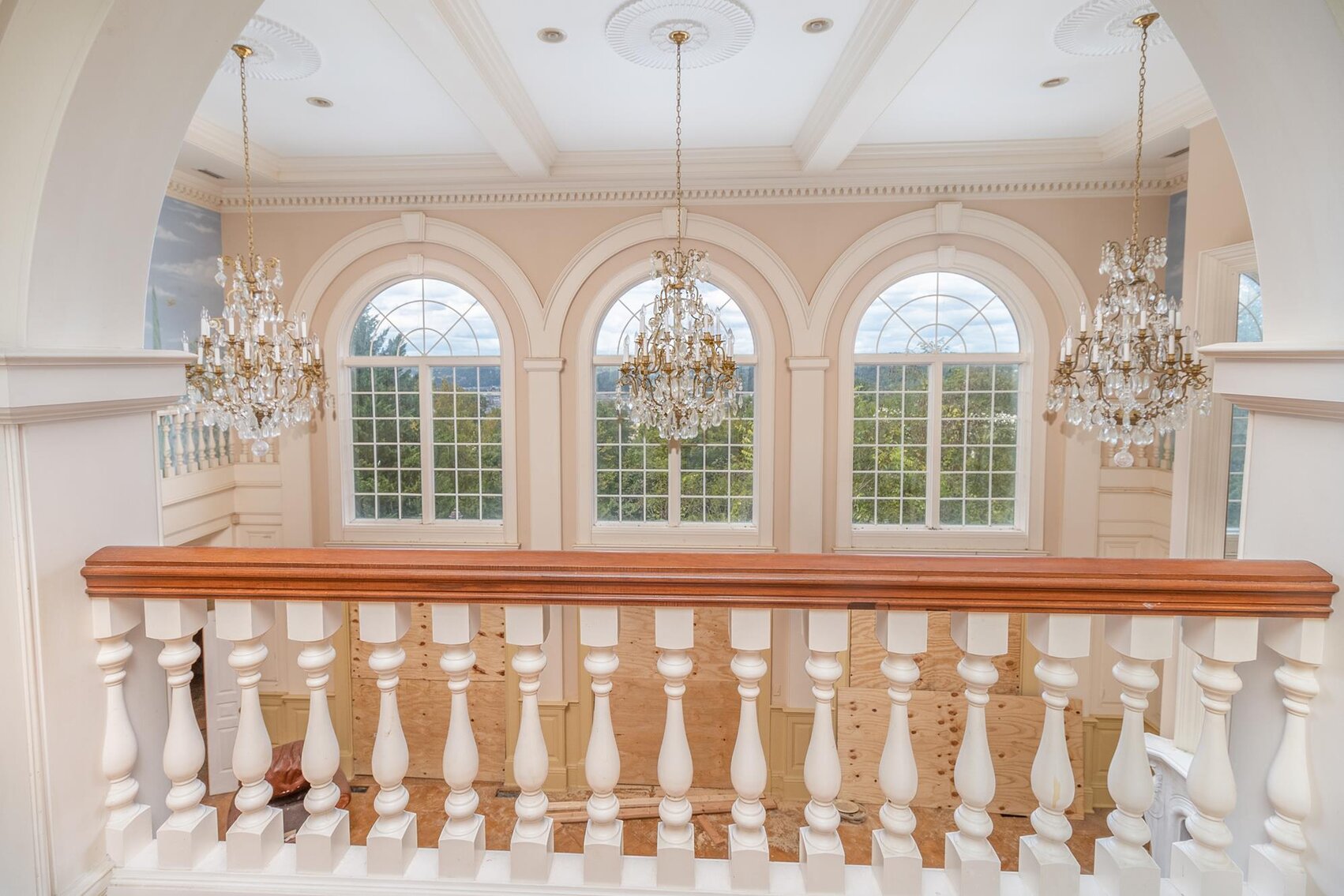 Image for SOLD $913,000 - 6 Bedroom Mansion on over 13 Acres Ready for Restoration