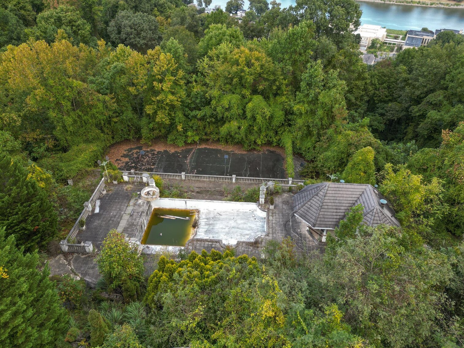 Image for SOLD $913,000 - 6 Bedroom Mansion on over 13 Acres Ready for Restoration