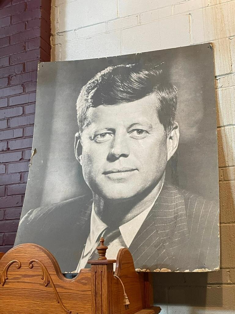 Image for LIVE Onsite Antiques & Advertising Auction Omaha