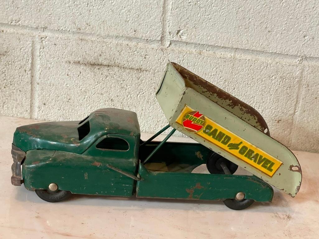 Image for LIVE Onsite Antiques & Advertising Auction Omaha