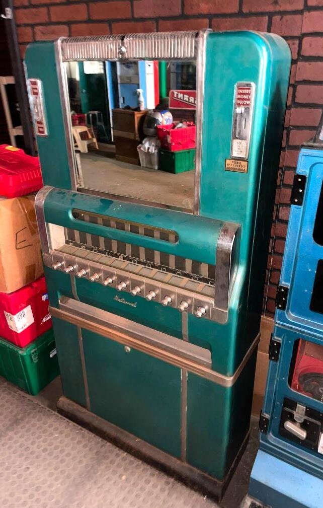 Image for LIVE Onsite Antiques & Advertising Auction Omaha