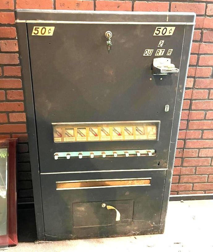 Image for LIVE Onsite Antiques & Advertising Auction Omaha