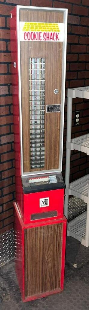 Image for LIVE Onsite Antiques & Advertising Auction Omaha