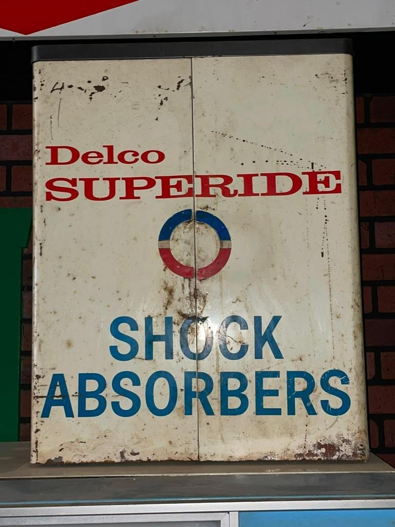 Image for LIVE Onsite Antiques & Advertising Auction Omaha