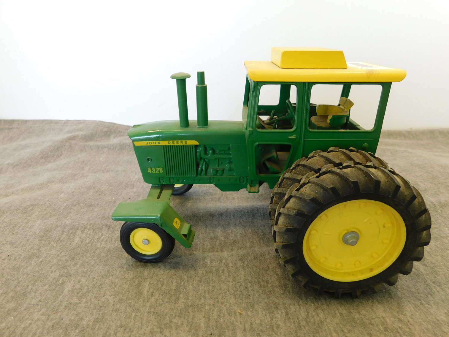 Image for Gene Willis #4 and Luverne Langel