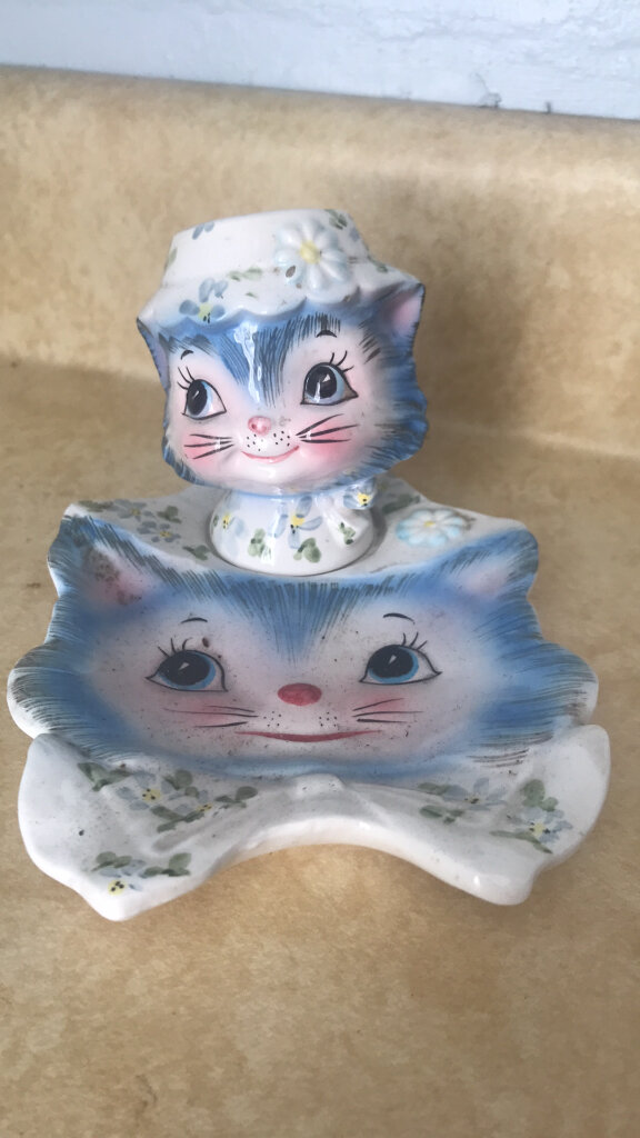 Image for Diana Hendrickson Estate 2 Online Auction