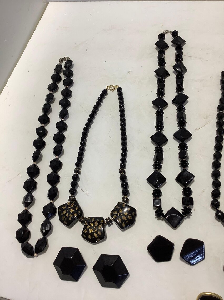 Image for Furniture, collectibles, household- New North