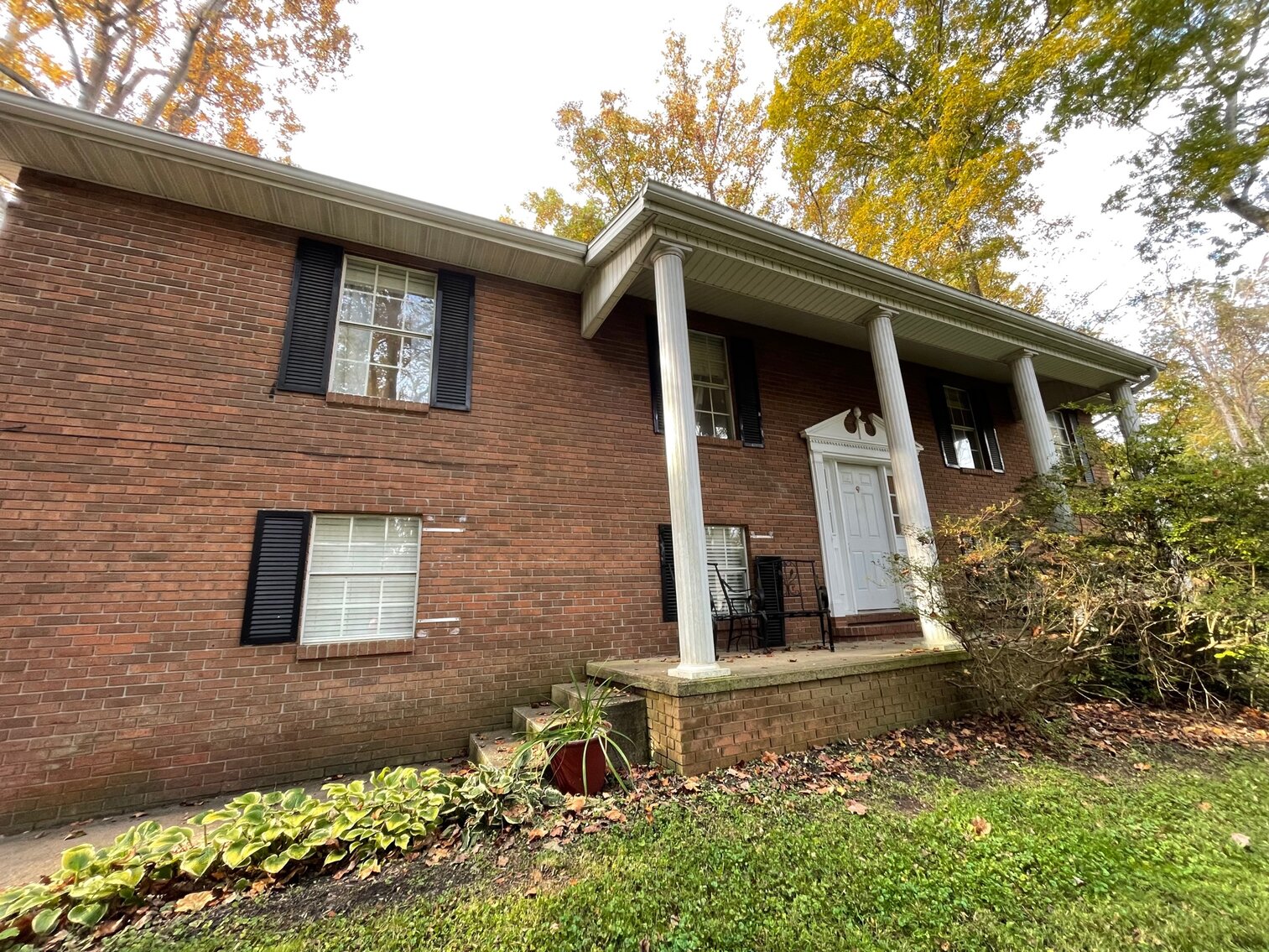 Image for SOLD $159,500 - Beautiful 4 Bedroom Brick Mid-Entry on 1.2 Acres