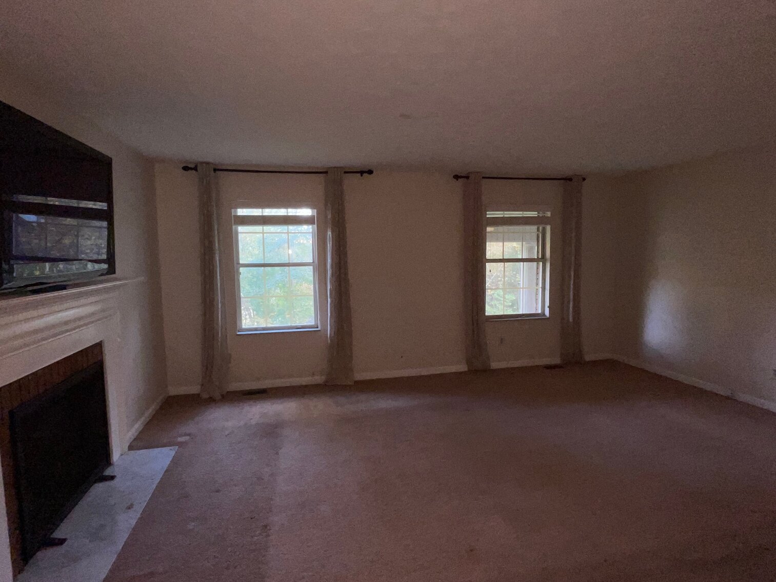 Image for SOLD $159,500 - Beautiful 4 Bedroom Brick Mid-Entry on 1.2 Acres