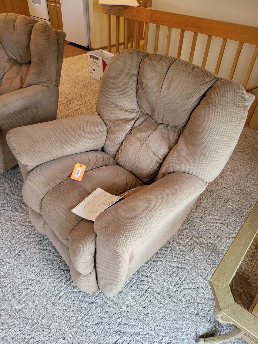 Image for Furniture, collectibles, household-Orlando Dr