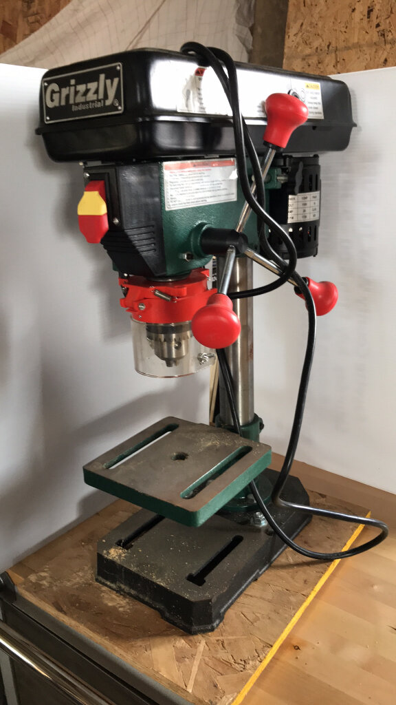 Image for Tools, Art Supplies, Jewelry, Furniture 2022 Online Auction