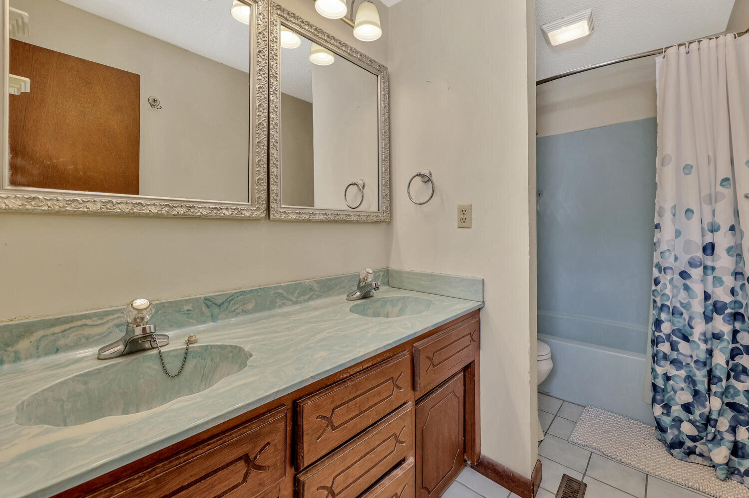 Image for 1801 W 53rd St N