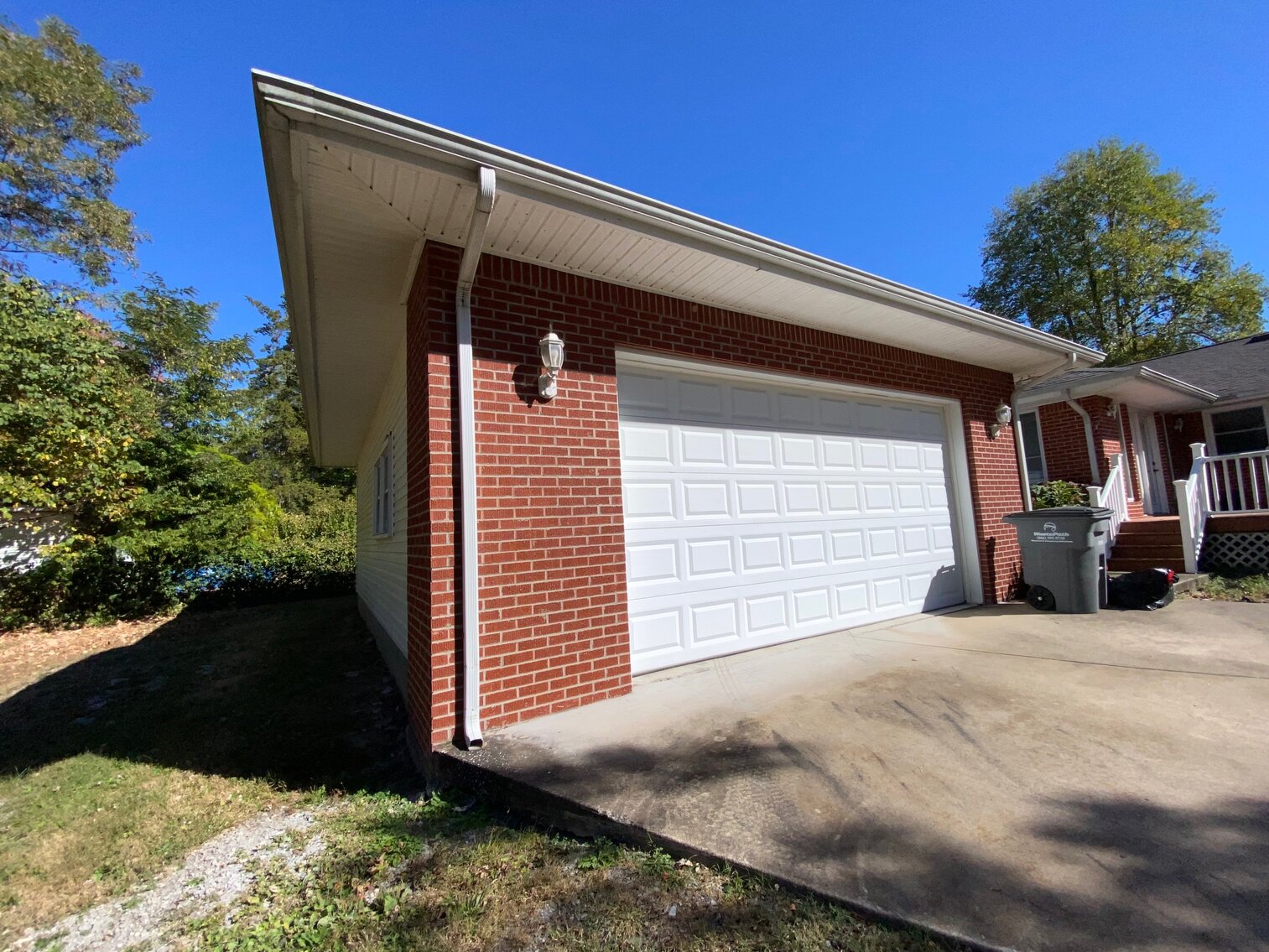 Image for ABSOLUTE ESTATE AUCTION 203 CALVERT DRIVE PADUCAH, KY