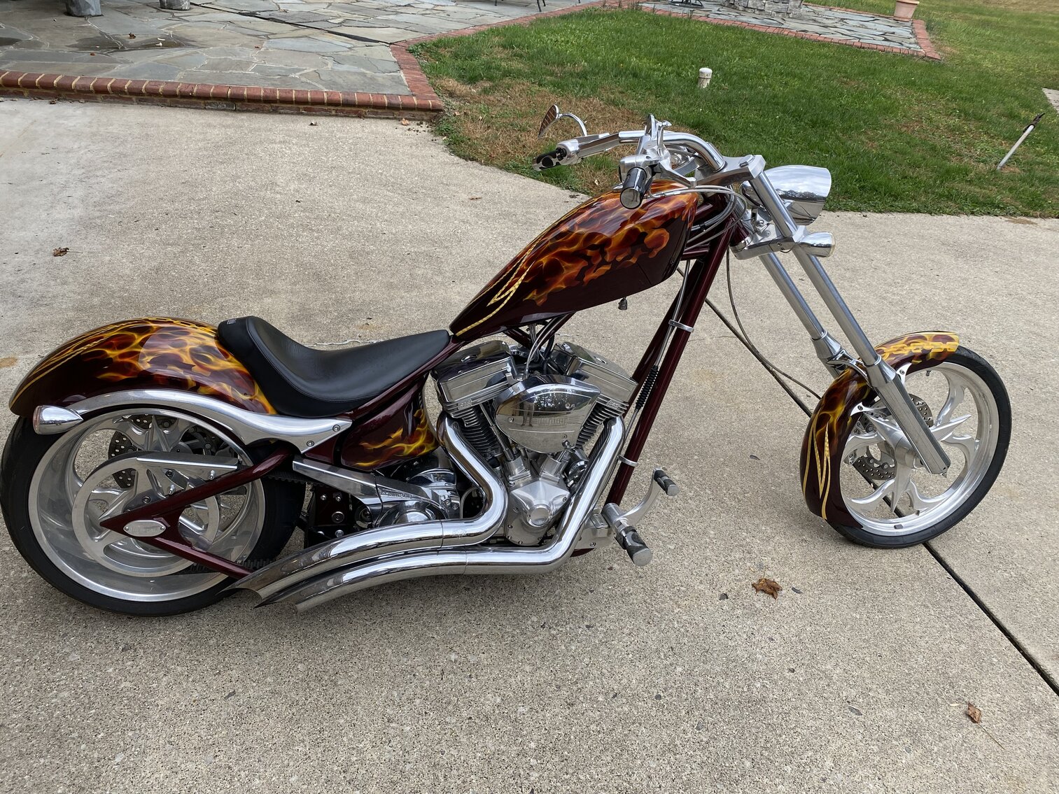 Beckley, WV ’10 HD Screamin’ Eagle w/Trike Kit, ’06 Big Dog Motorcycles Custom Chopper, ’05