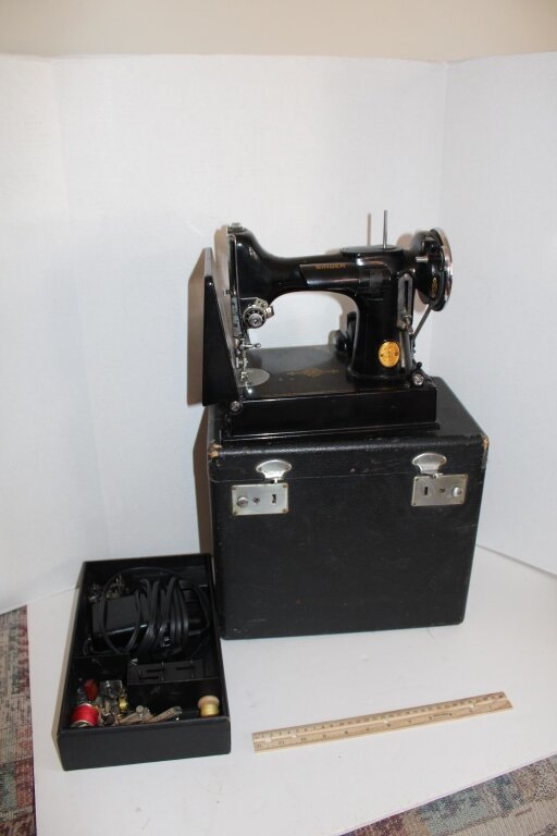 Image for 2006 Coachman, Hunting, Collectibles, Tools, Household & More