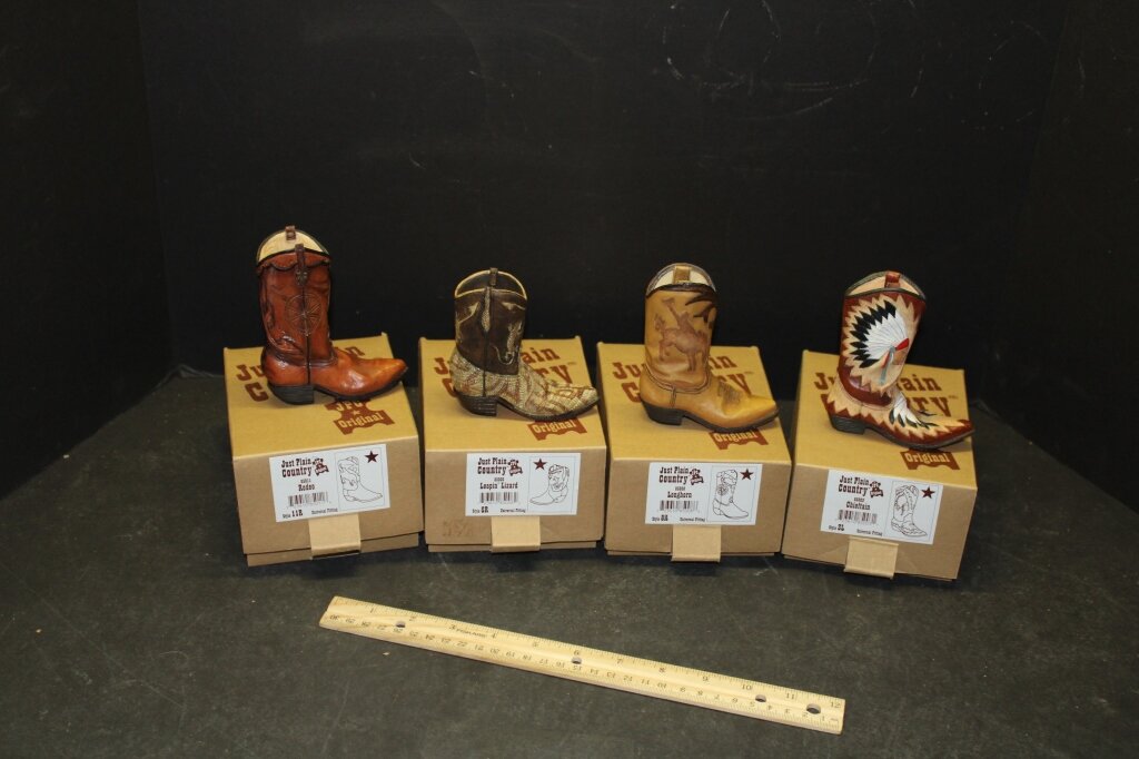 Image for 2006 Coachman, Hunting, Collectibles, Tools, Household & More