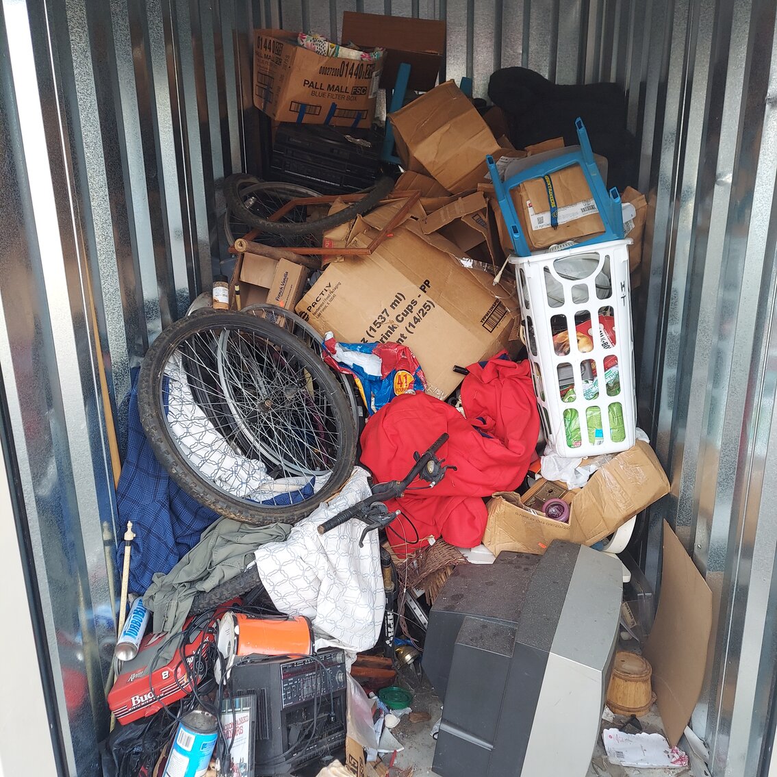 Image for Hurricane & Winfield, WV – Storage Units Auction! 10 Units!