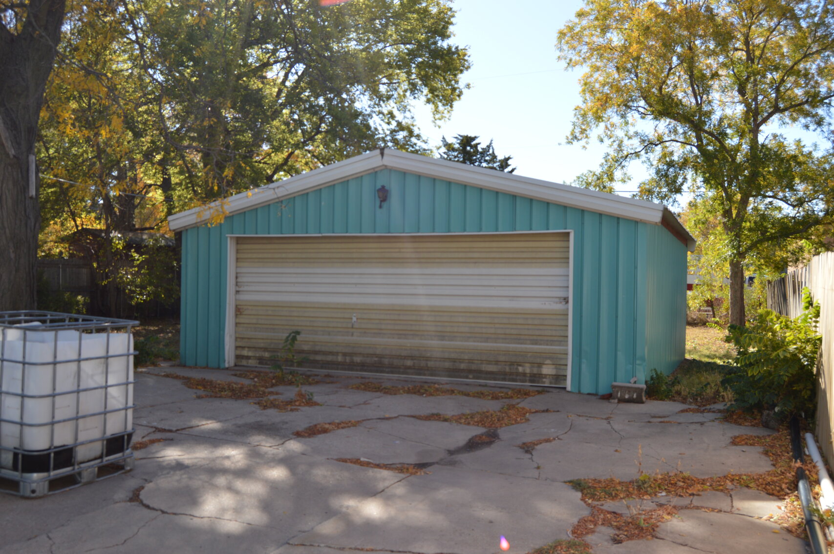 Image for 211 E 4th St