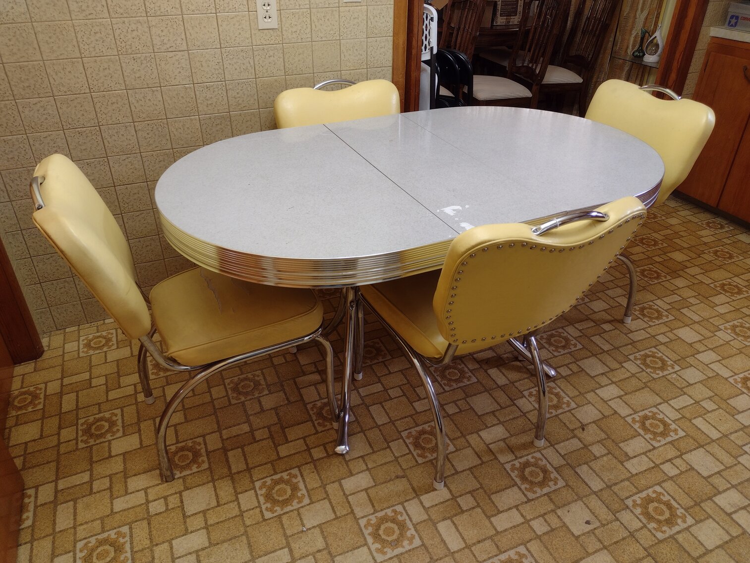 4 Bed 1.5 Bath Home in El Dorado, '54 Mercury Monterey Convertible & Personal Property Online Only Auction! photo 4
