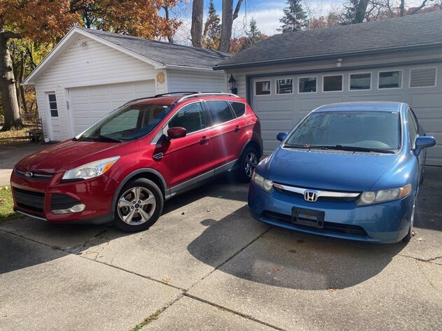 Image for Honda Civic, Ford Escape, Furniture, Decor, Kitchenware, Tools, Yard Items (Wildwood)