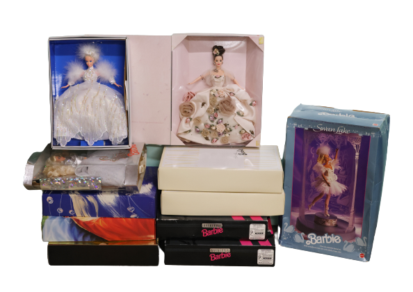 Image for Modern and Collectible, Bisque Dolls and Body Parts | November 22, 2022 at 7:00 PM