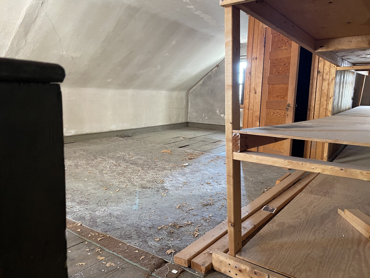 Image for Bankruptcy Auction - 2-Story 4,000 +/- SF Professional Office Building w/ Private Parking Lot in Downtown Salem