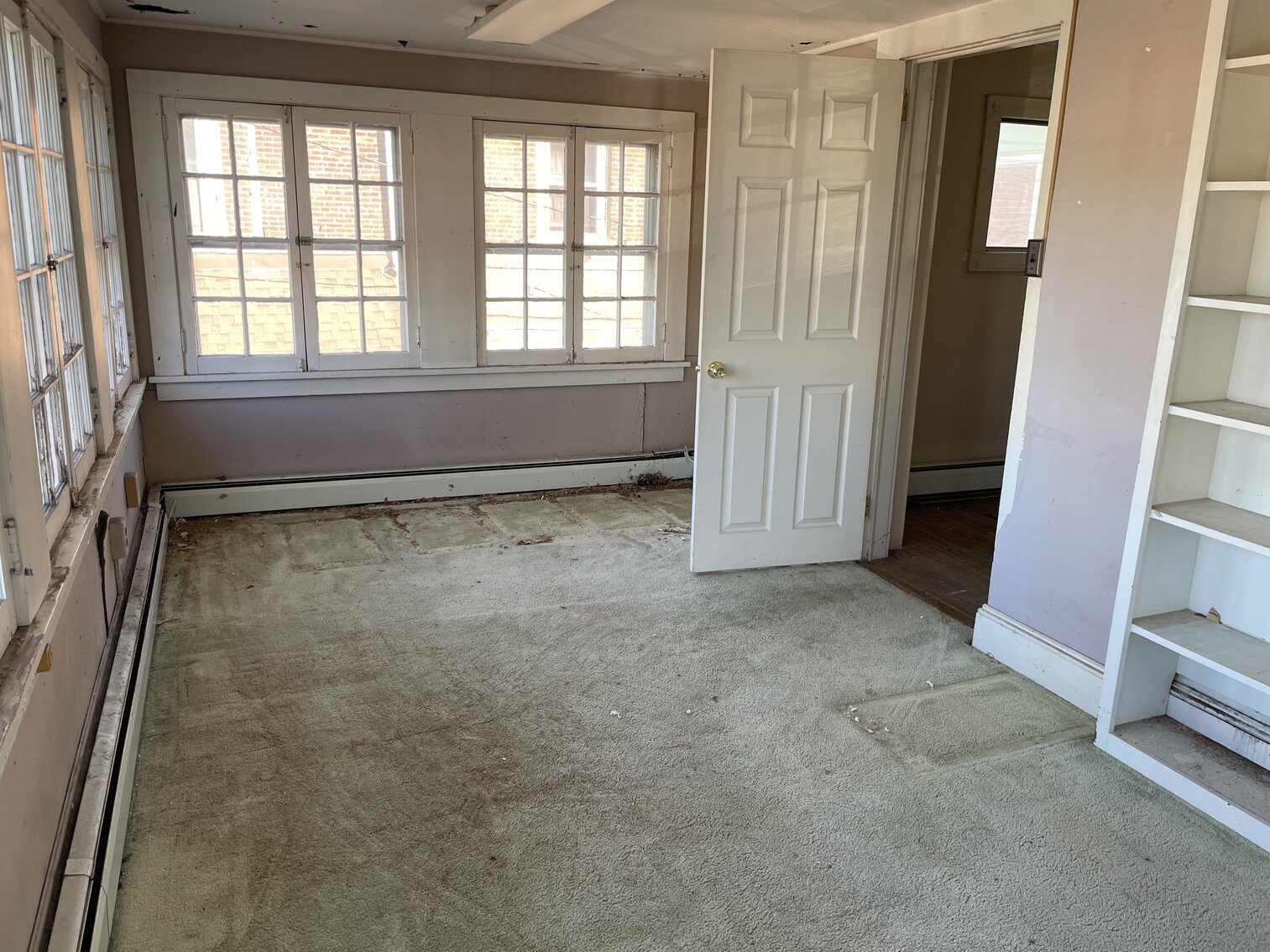 Image for Bankruptcy Auction - 2-Story 4,000 +/- SF Professional Office Building w/ Private Parking Lot in Downtown Salem