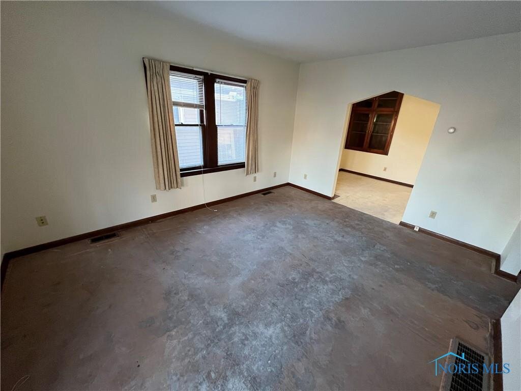 Image for MINIMUM BID AUCTION $19,000! 154 Spencer St.