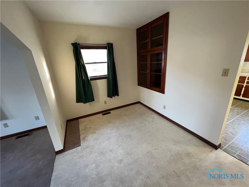 Image for MINIMUM BID AUCTION $19,000! 154 Spencer St.