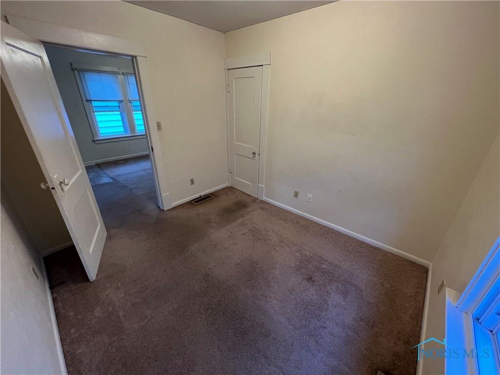 Image for MINIMUM BID AUCTION $19,000! 1423 Queen St.