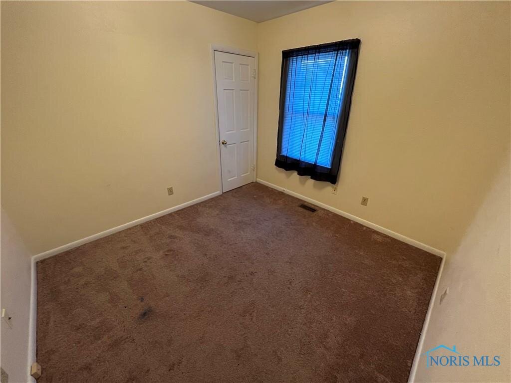 Image for MINIMUM BID AUCTION $19,000! 1433 Queen St