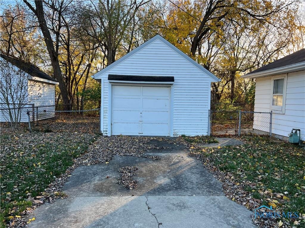 Image for MINIMUM BID AUCTION $19,000! 1433 Queen St