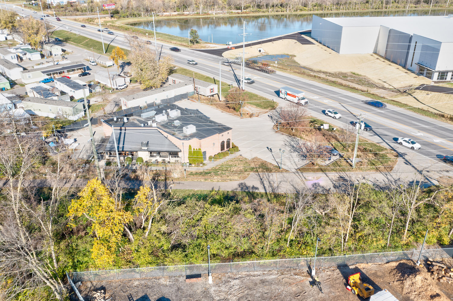 Image for Bar/Restaurant & Contents on Busy 747