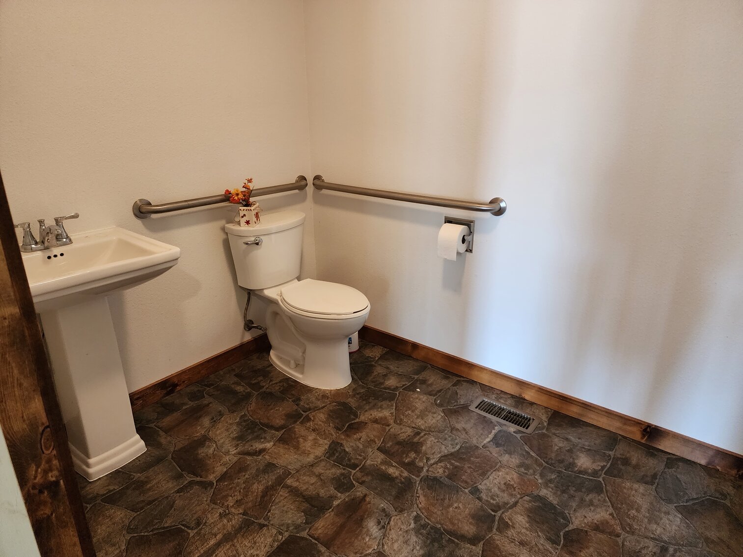 Image for 118 W 1st Udall