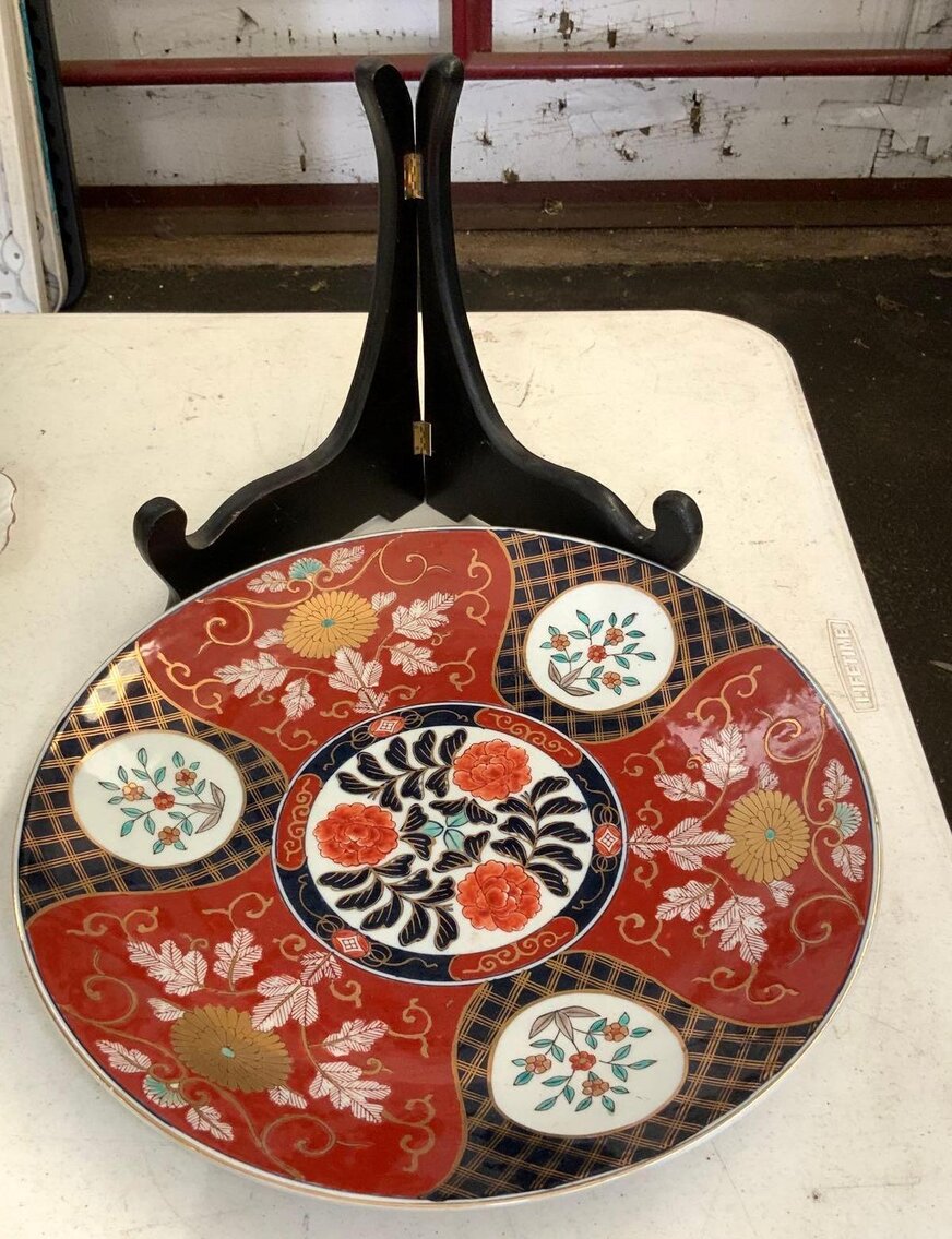 Image for Antique Furniture, Framed Art, Pewter, Copper, Avon Products, Lamps