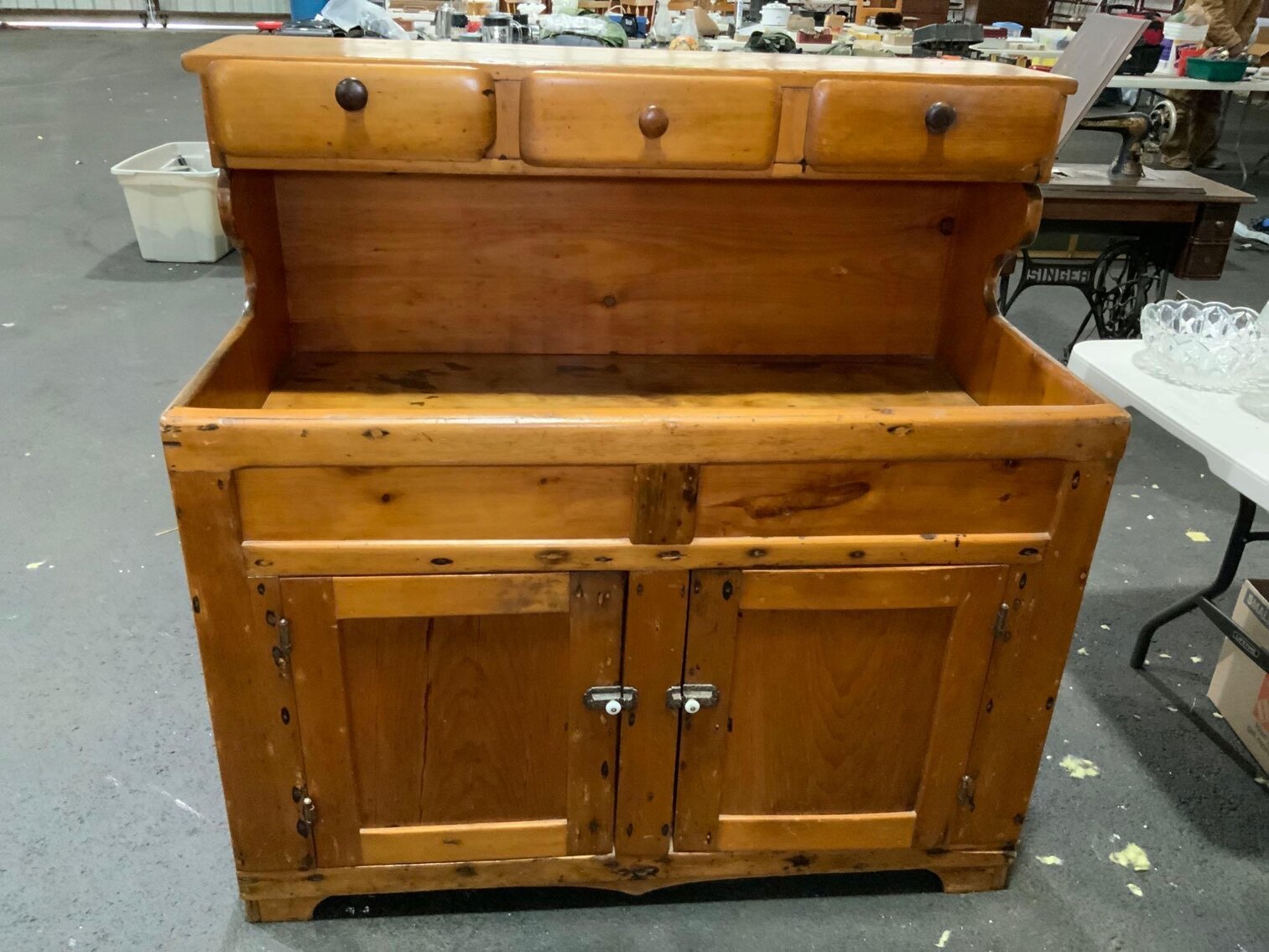 Image for Ladies Rolex, Vintage Metal Toys, Antique Furniture, Framed Art, Elvis, Disney, McDonalds Collectibles, Tools, Fishing Gear