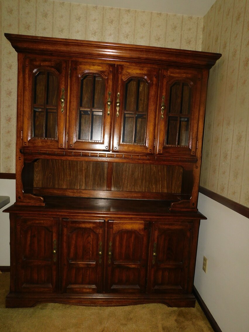 Image for Philippi, WV – Moving Auction: Furniture, Housewares, Glassware, Décor, Appliances, and More!