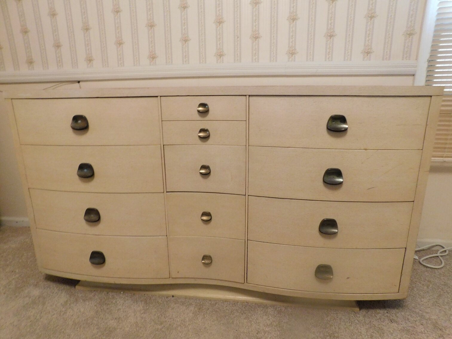 Image for Philippi, WV – Moving Auction: Furniture, Housewares, Glassware, Décor, Appliances, and More!