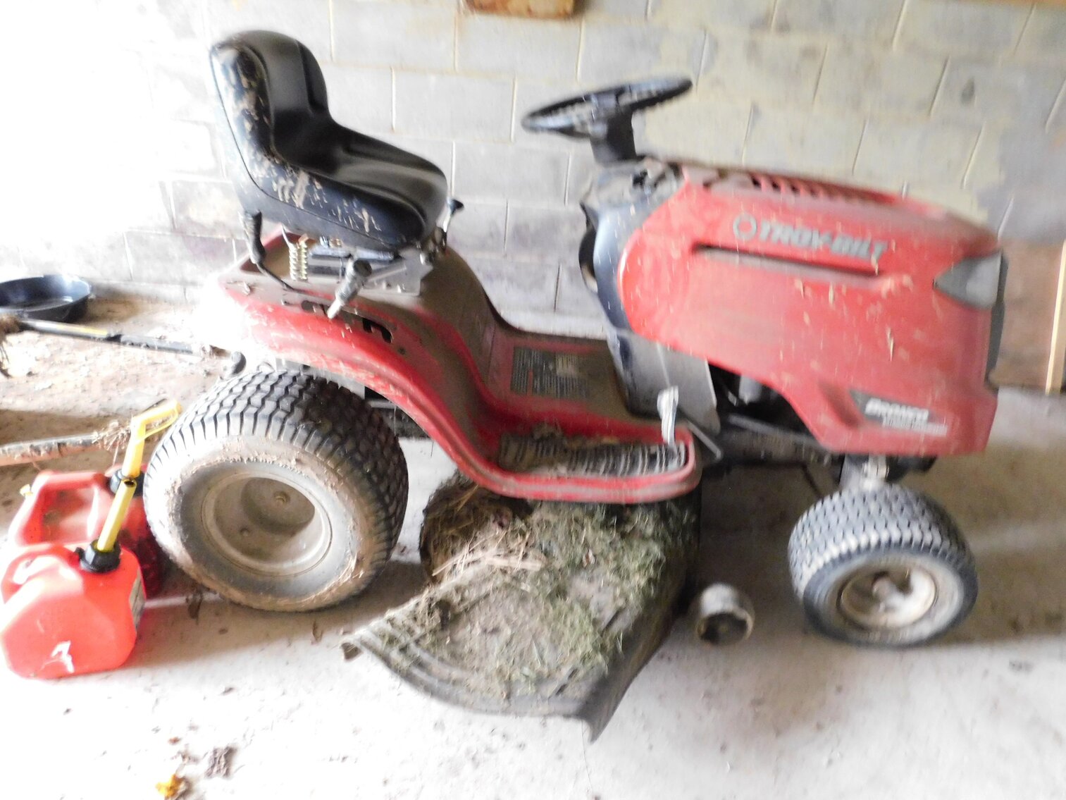 Image for Philippi, WV – Moving Auction: Furniture, Housewares, Glassware, Décor, Appliances, and More!