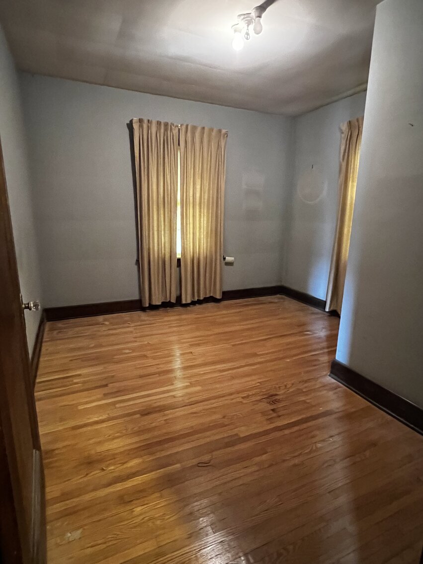 Image for MINIMUM BID AUCTION $49,000! 3832 Grantley Rd