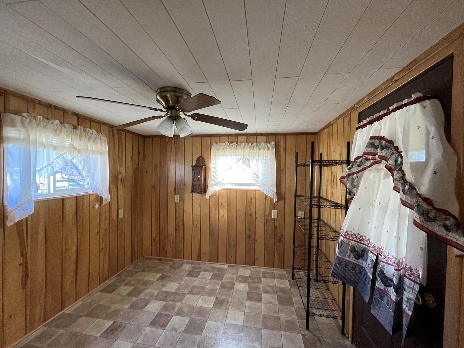 Image for SOLD $73,700 - 3 Bedroom Mobile Home on a Nice Lot