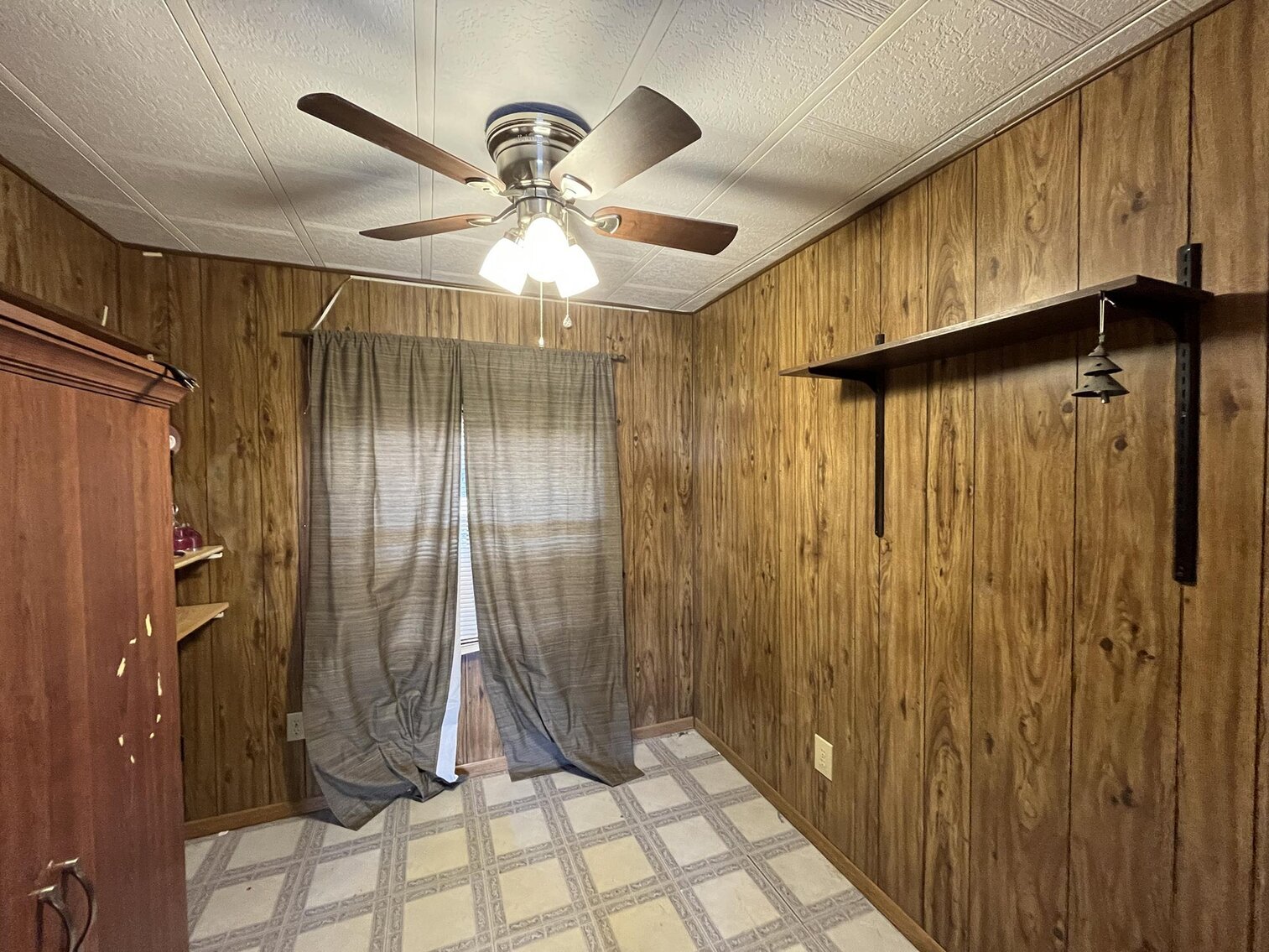 Image for SOLD $73,700 - 3 Bedroom Mobile Home on a Nice Lot