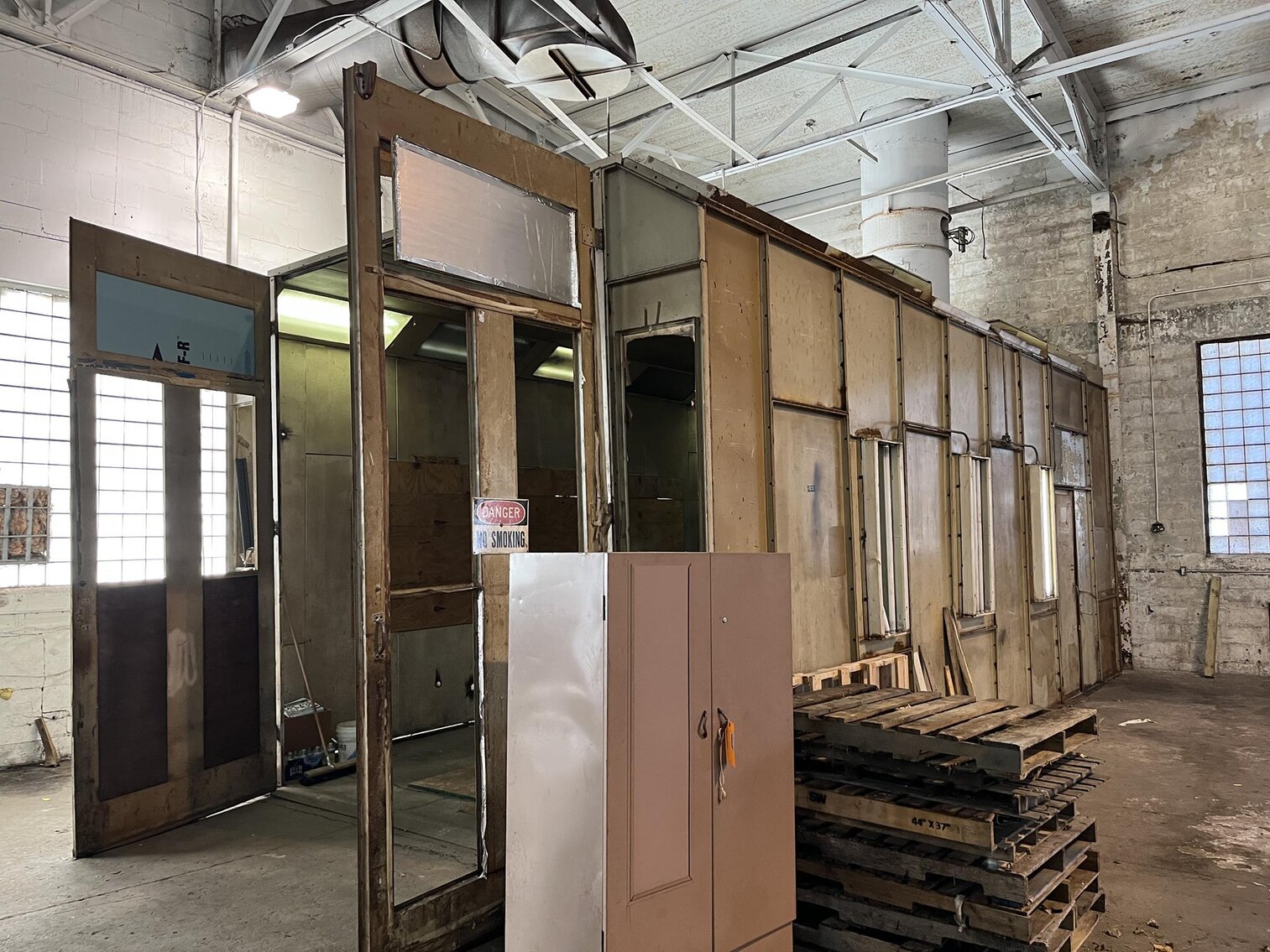 Image for SOLD $88,000 - 7,000 sqft. Block Commercial Building