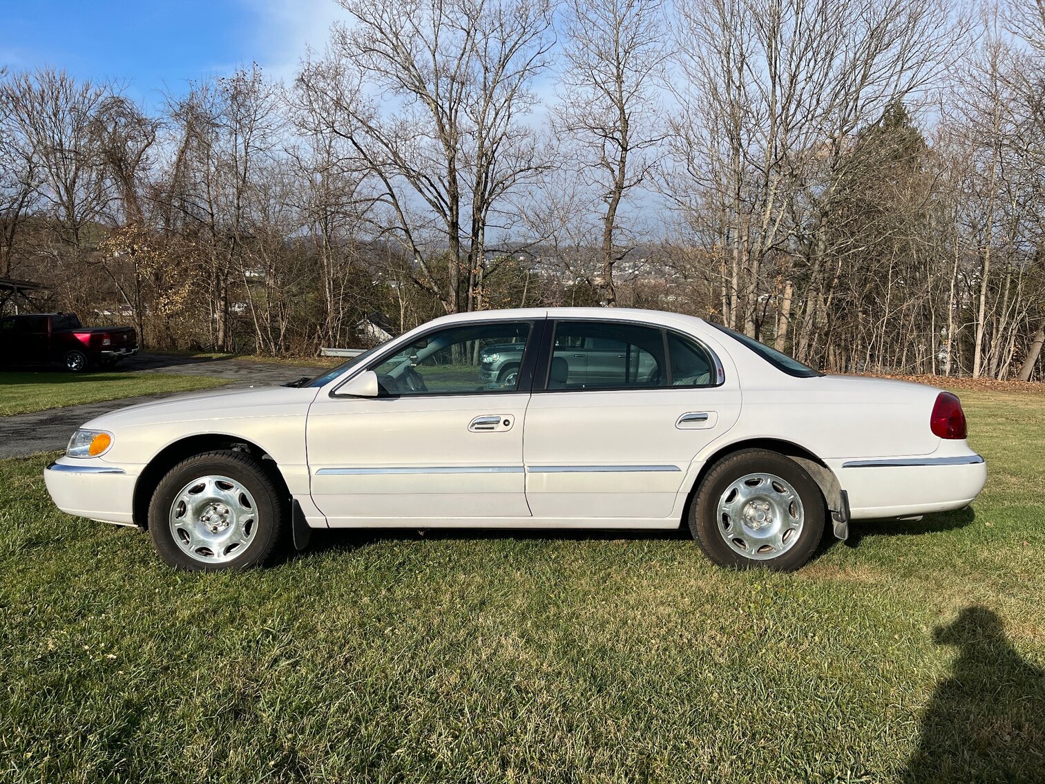 Image for Fairmont, WV – Estate Car Auction: ’98 Lincoln & ’03 Dodge Ram 1500 Handicap Conversion Van
